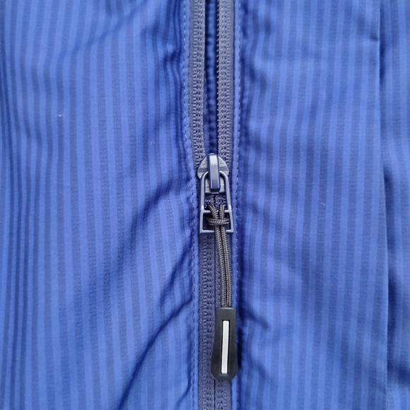 Puma jacket - Picture 8 of 12